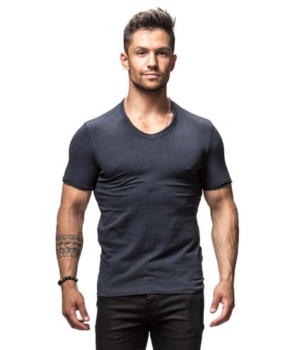Basic Navy T-Shirt Carisma
